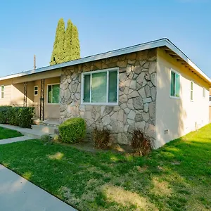Long Cozy Remodled Holiday home Long Beach